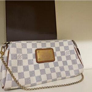 Louis Vuitton Eva Clutch Damier Azur